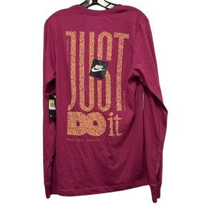 NWT SUPER RARE Nike Men’s Long-Sleeve Graphic Tee Swoosh Is Life Fuschia